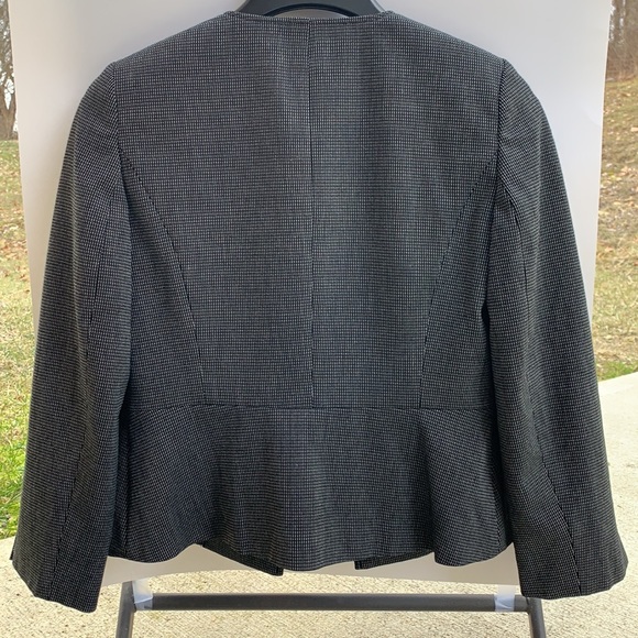 Ann Taylor Factory Women's Blazer size 00P - Picture 3 of 5